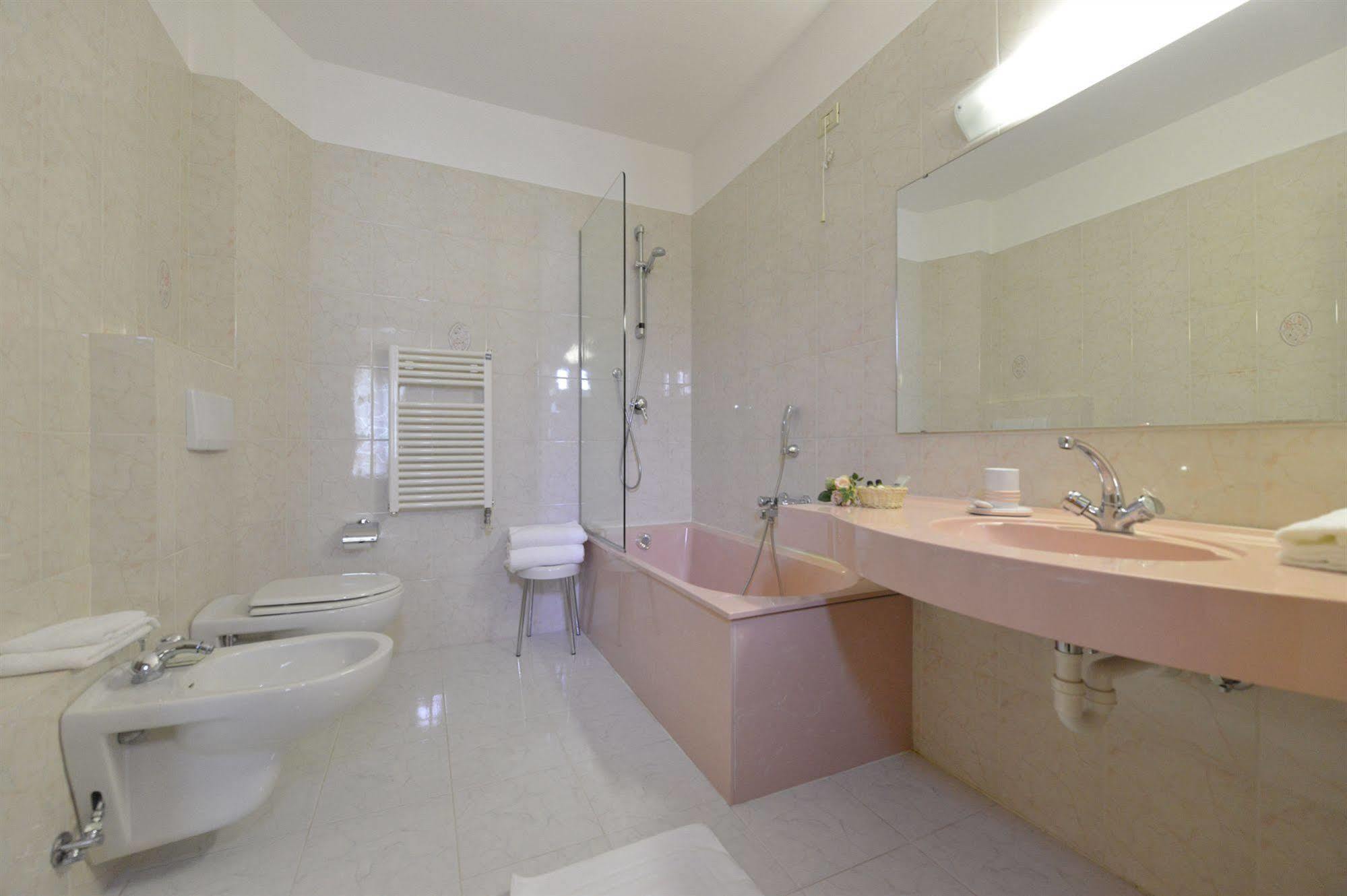 La Rocca Sport & Benessere Chatillon Exterior photo